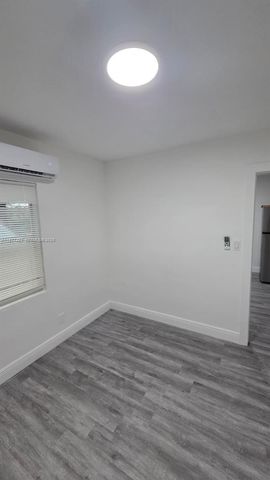 855 NW 3rd Terrace 6, Dania Beach, FL 33004