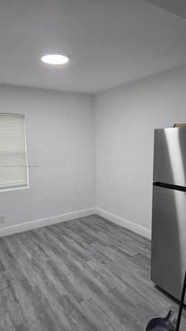 855 NW 3rd Terrace 6, Dania Beach, FL 33004