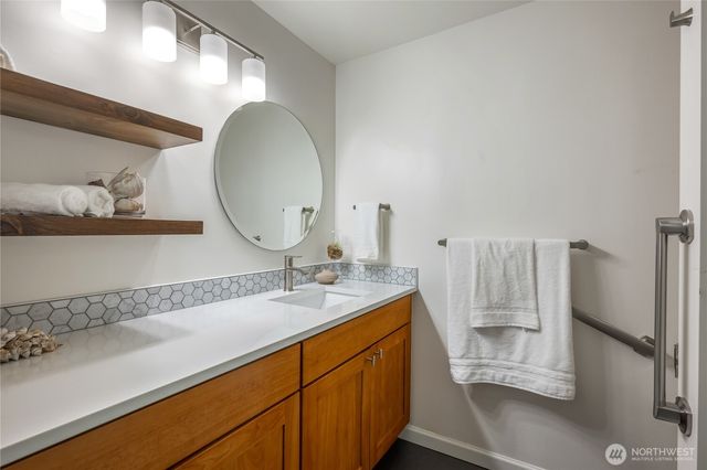 3538 SW Rose Street, Seattle, WA 98126