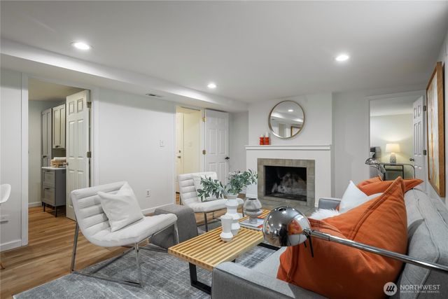 3538 SW Rose Street, Seattle, WA 98126