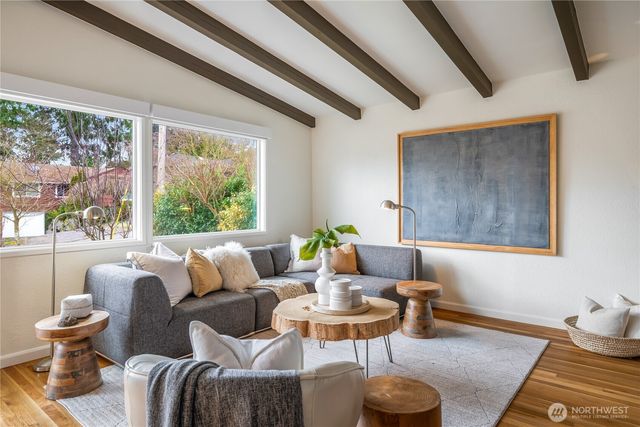 3538 SW Rose Street, Seattle, WA 98126