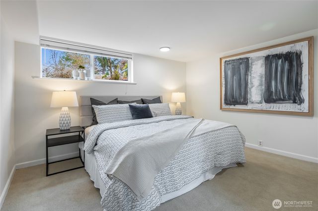 3538 SW Rose Street, Seattle, WA 98126