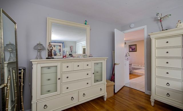 26 Newhall St, Revere, MA 02151