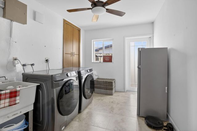 7000 Plantation Road, Plantation, FL 33317