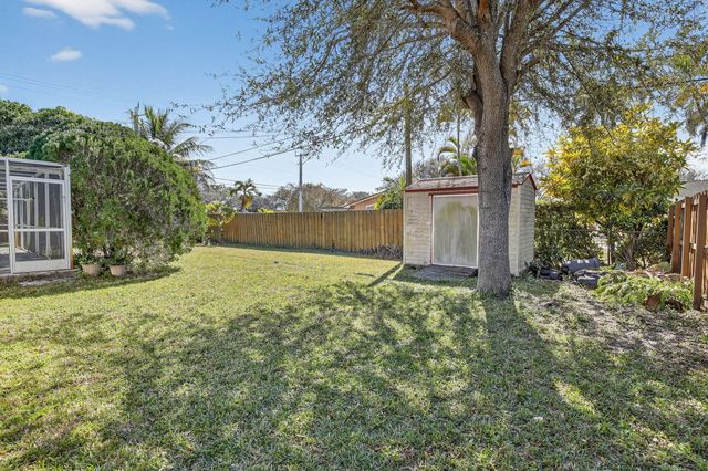 7000 Plantation Road, Plantation, FL 33317