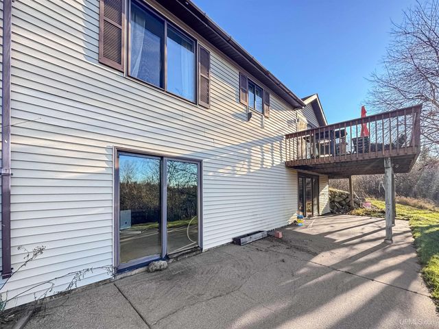 154 Swan Lake Road, Crystal Falls, MI 49920