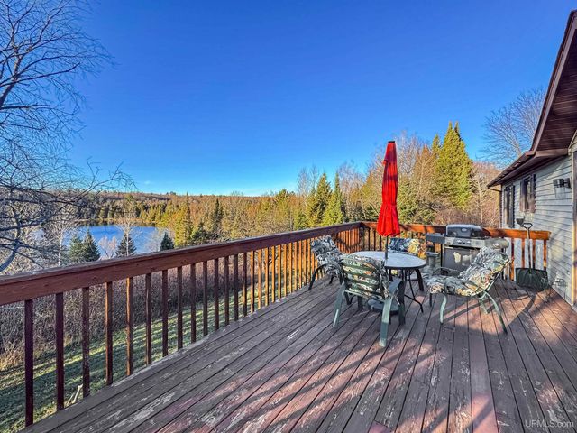 154 Swan Lake Road, Crystal Falls, MI 49920