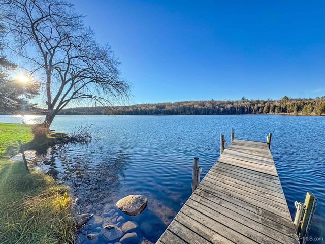 154 Swan Lake Road, Crystal Falls, MI 49920