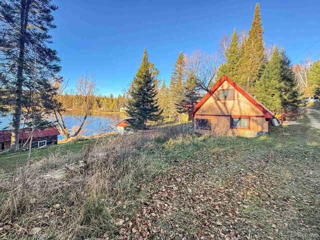 154 Swan Lake Road, Crystal Falls, MI 49920