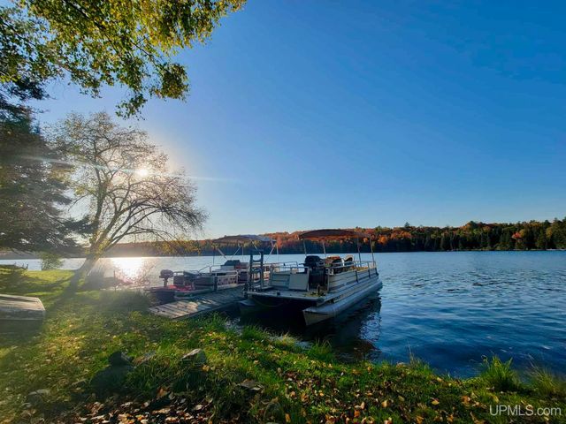 154 Swan Lake Road, Crystal Falls, MI 49920