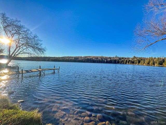 154 Swan Lake Road, Crystal Falls, MI 49920