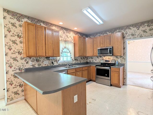 4411 Sun Valley Drive, Durham, NC 27707