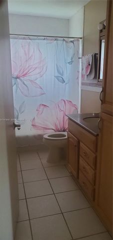 131 SE Serenata Ct, Port St. Lucie, FL 34983