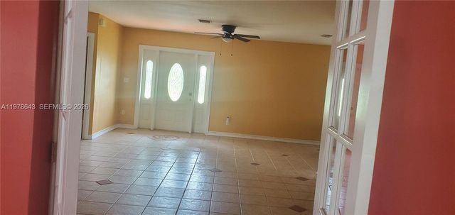 131 SE Serenata Ct, Port St. Lucie, FL 34983
