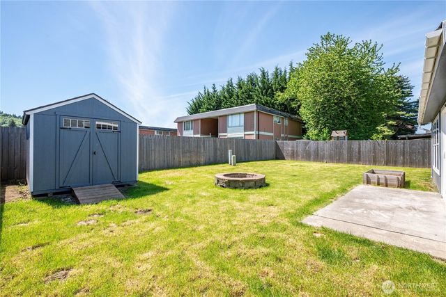 4703 Merlin Street, Longview, WA 98632