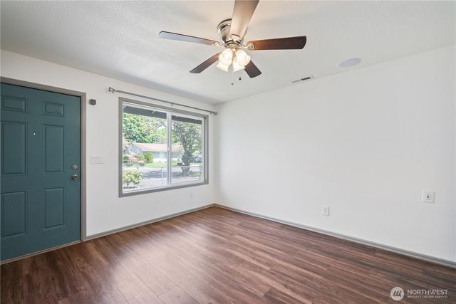 4703 Merlin Street, Longview, WA 98632