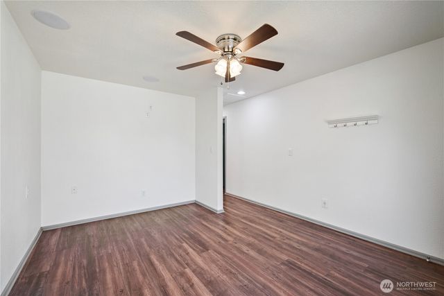 4703 Merlin Street, Longview, WA 98632