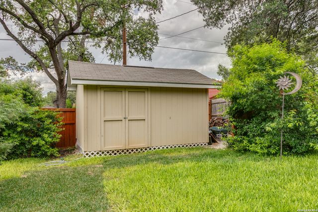 6003 Wildwind, Windcrest, TX 78239
