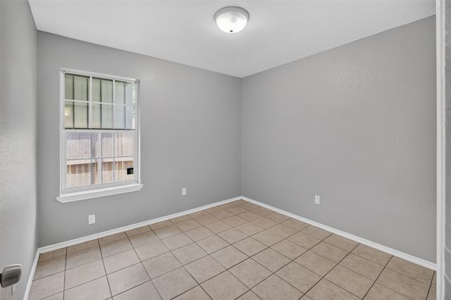 1424 E Mulkey Street 1426, Fort Worth, TX 76104