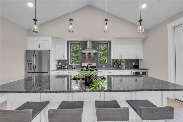 8350 Old Mill Hill Rd, Dowelltown, TN 37059