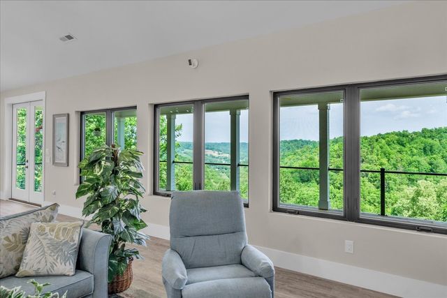 8350 Old Mill Hill Rd, Dowelltown, TN 37059