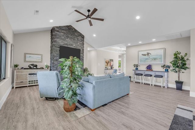 8350 Old Mill Hill Rd, Dowelltown, TN 37059