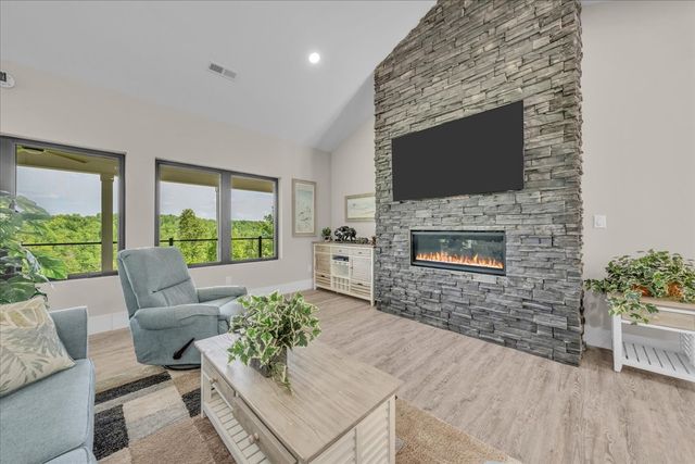8350 Old Mill Hill Rd, Dowelltown, TN 37059