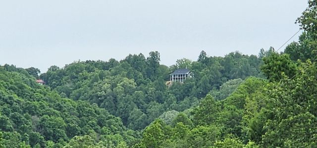 8350 Old Mill Hill Rd, Dowelltown, TN 37059