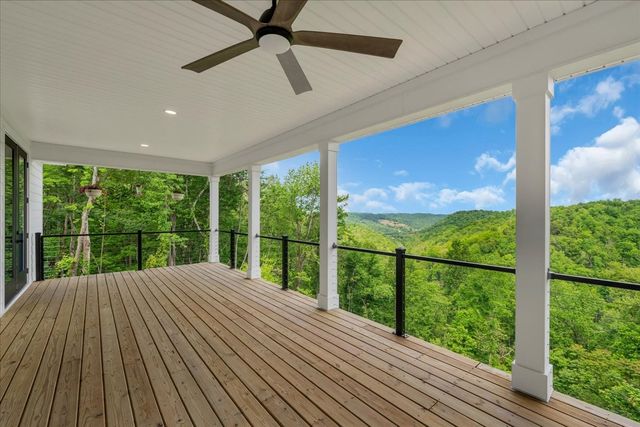 8350 Old Mill Hill Rd, Dowelltown, TN 37059