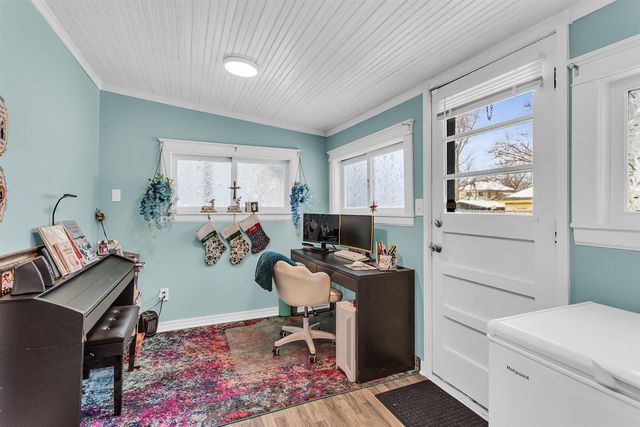 310 W Barnes Avenue, Lansing, MI 48910