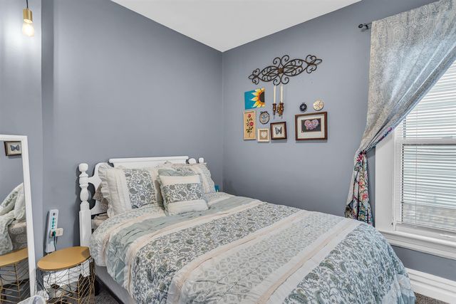 310 W Barnes Avenue, Lansing, MI 48910