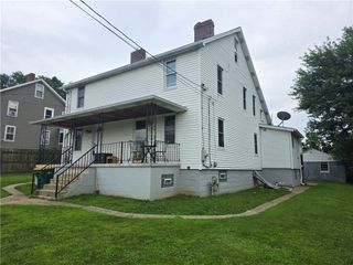 1108-1110 B St, Latrobe, PA 15650