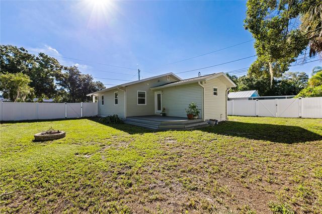 401 DEMPSEY ROAD, Palm Harbor, FL 34683