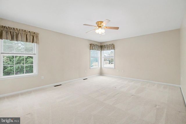 6009 SOMMERTON DR, Mechanicsburg, PA 17050