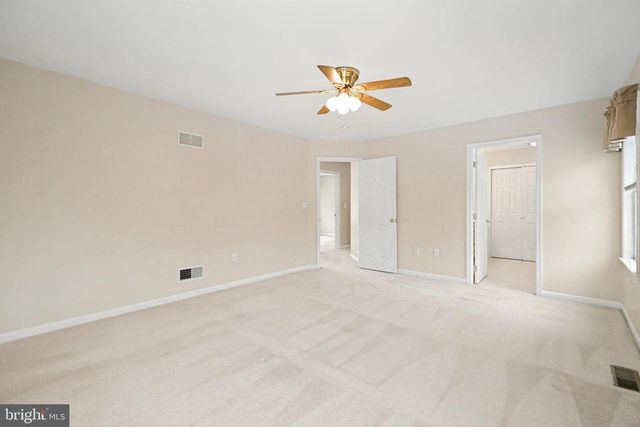 6009 SOMMERTON DR, Mechanicsburg, PA 17050