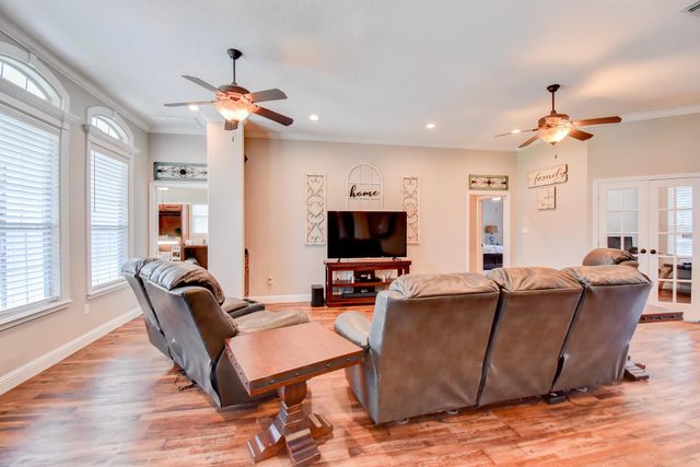 7547 County Road 684d, Sweeny, TX 77480