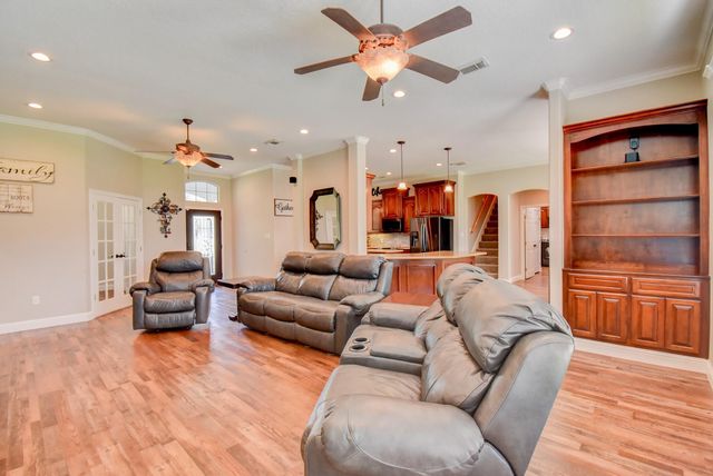 7547 County Road 684d, Sweeny, TX 77480