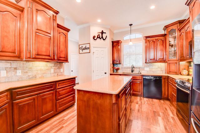 7547 County Road 684d, Sweeny, TX 77480