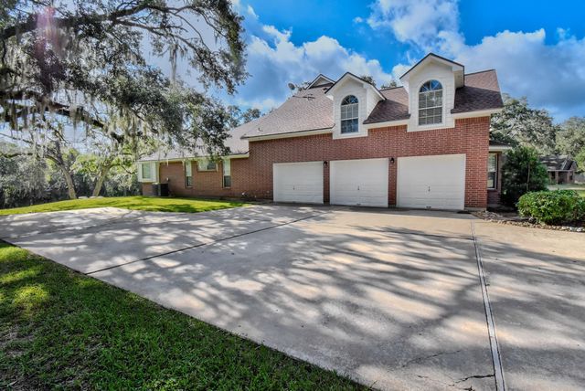 7547 County Road 684d, Sweeny, TX 77480