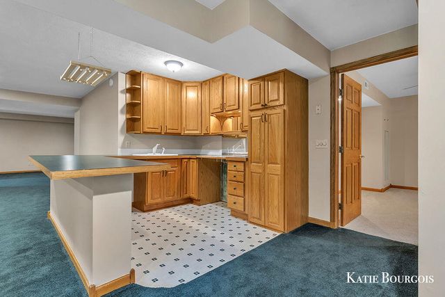 5180 Brookestone Drive, Rockford, MI 49341