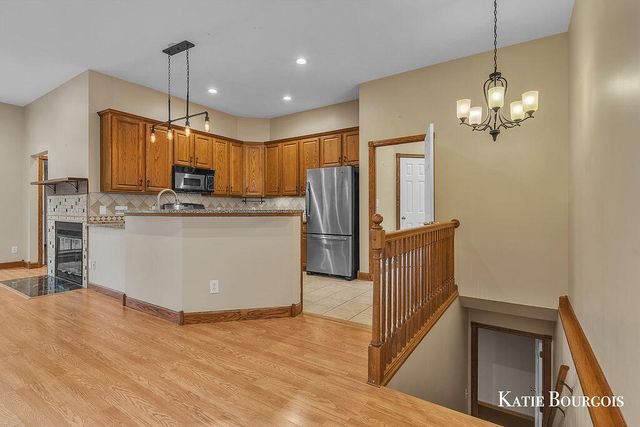 5180 Brookestone Drive, Rockford, MI 49341