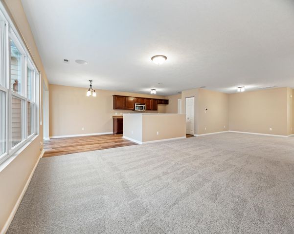 515 E 117th Place, Crown Point, IN 46307