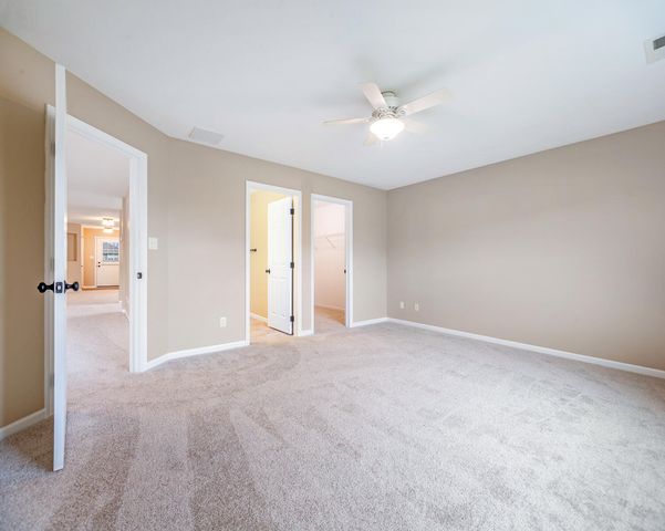 515 E 117th Place, Crown Point, IN 46307