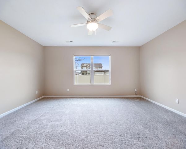 515 E 117th Place, Crown Point, IN 46307