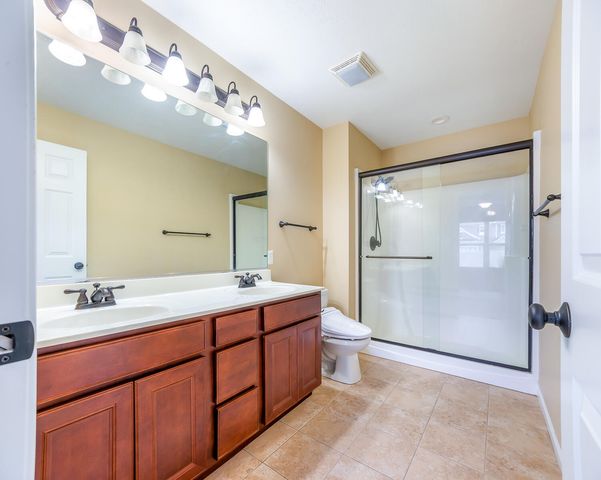 515 E 117th Place, Crown Point, IN 46307