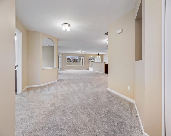 515 E 117th Place, Crown Point, IN 46307