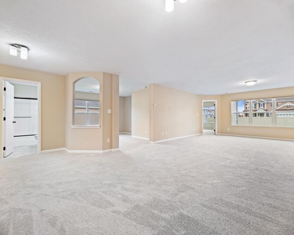 515 E 117th Place, Crown Point, IN 46307