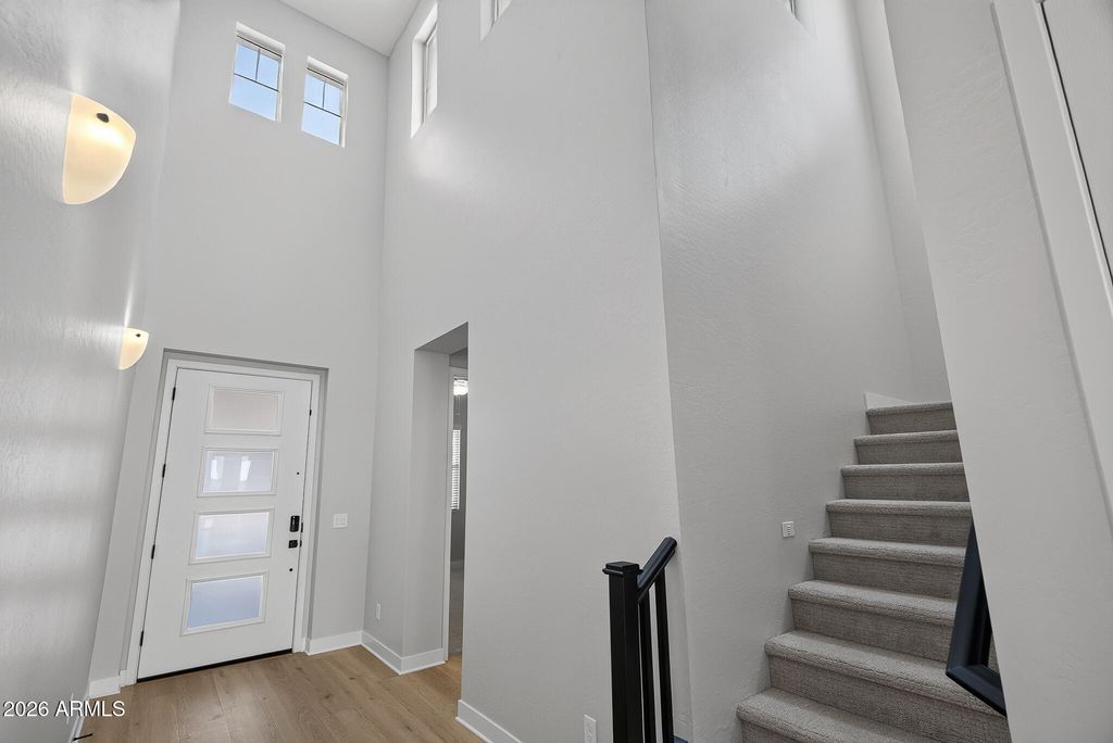 15577 W VOLTAIRE Street, Surprise, AZ 85379 — photo 2