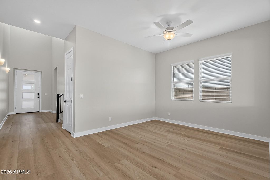 15577 W VOLTAIRE Street, Surprise, AZ 85379 — photo 4