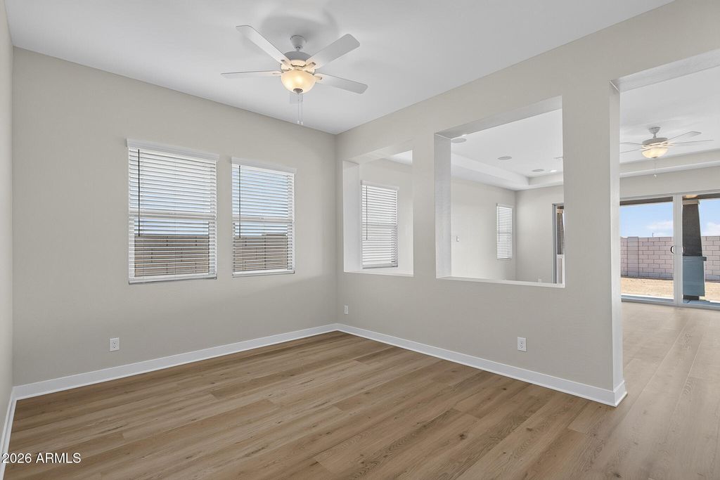 15577 W VOLTAIRE Street, Surprise, AZ 85379 — photo 5